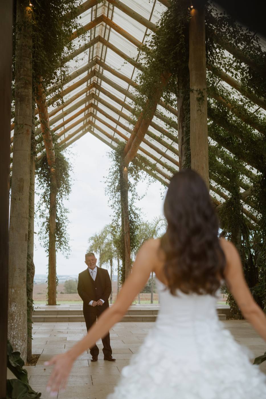 Casamento de Elisa e Thiago na Maison Reserva