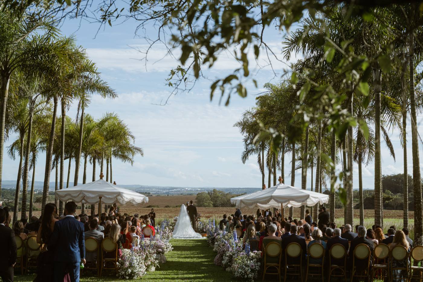 Casamento de Elisa e Thiago na Maison Reserva