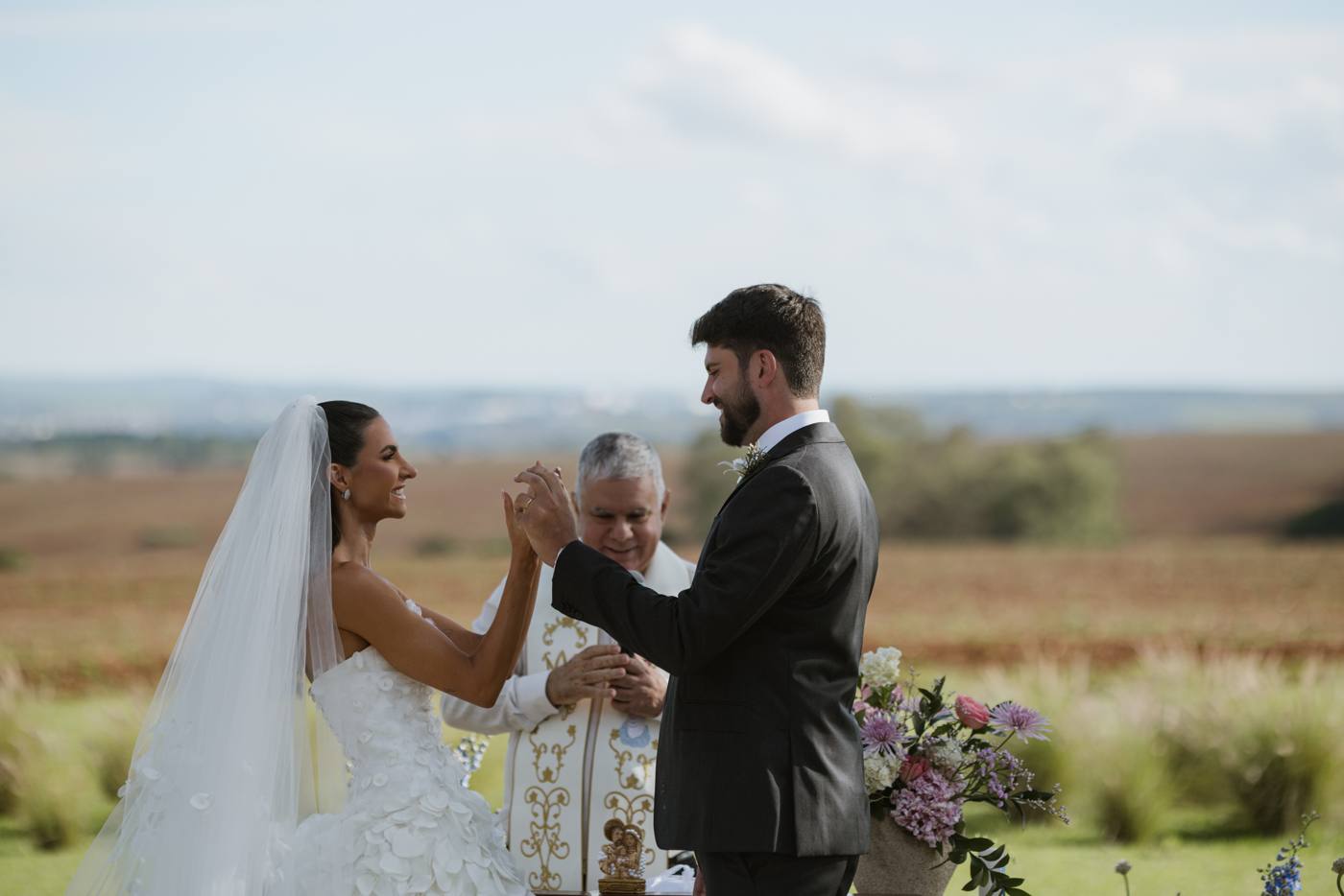 Casamento de Elisa e Thiago na Maison Reserva